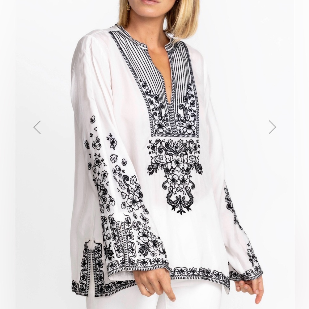 NATURAL TEMPEST BLOUSE Embroidered White and Black Women's Top